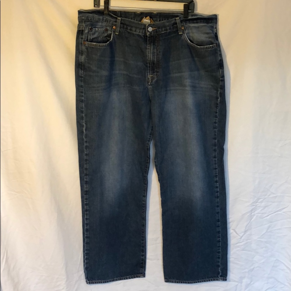 LUCKY BRAND JEANS.